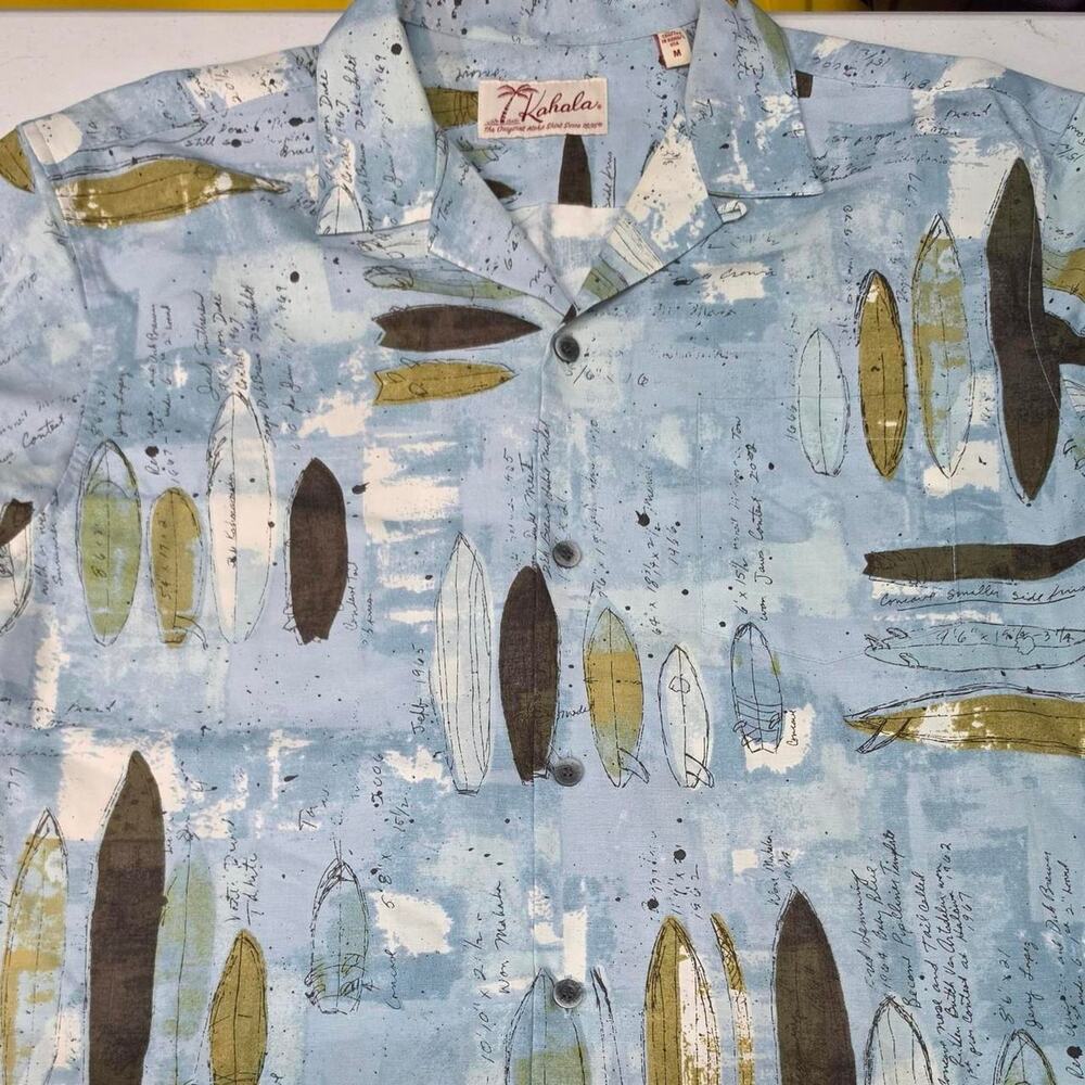Kahala hawaiian shirt with surfboards